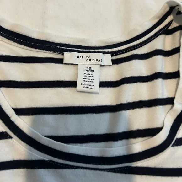 Daily Ritual swing tee - Picture 2 of 2